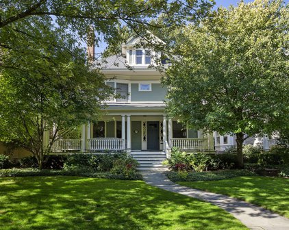 1220 Judson Avenue, Evanston