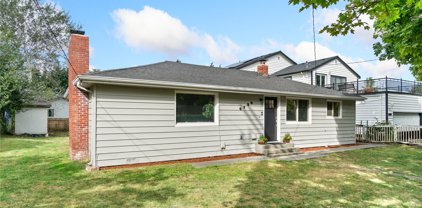 6759 16th Avenue SW, Seattle