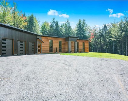 2076 Stanley Road, Franklin