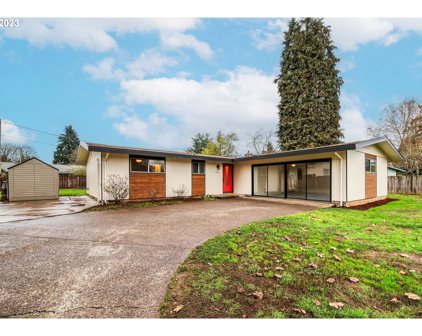 1725 CAMELOT AVE, Eugene