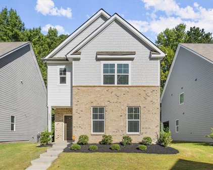 1310 Sweetbriar Circle, East Point
