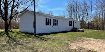571 S 96th, Shelby Twp