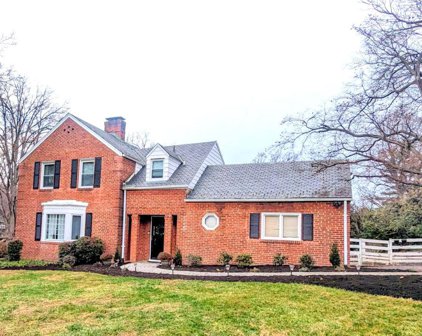 1700 Overlook Dr, Silver Spring