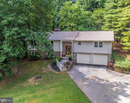 11807 Pine Tree Ct, Monrovia
