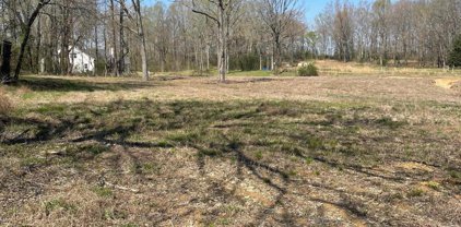 27 Love Station, Hernando