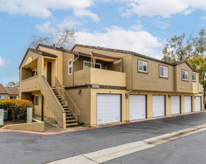 5021 Los Morros Way Unit 36, Oceanside