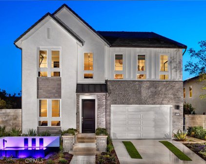 27352 Dialogue Way, Valencia