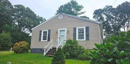 9 Clarence Avenue, Stonington