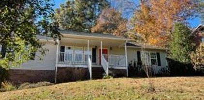 1011 Cambridge Ne Court, Lenoir