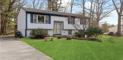 5 Snowberry  Court, Smithfield