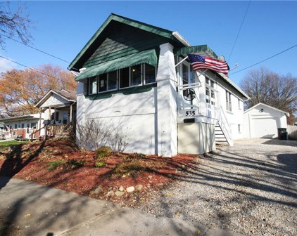 535 High Grove Boulevard, Akron