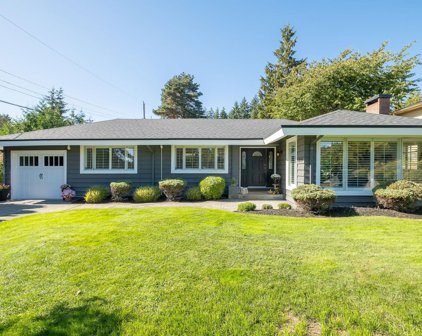3875 Highland Boulevard, North Vancouver