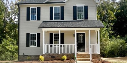 877 Berg Street, Asheboro