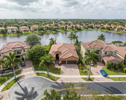 8743 Estada Circle, Cooper City