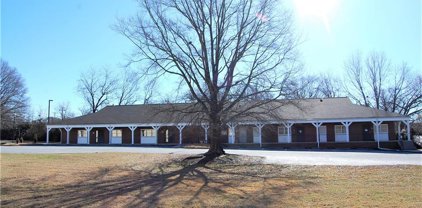11635 N Main Street, Archdale