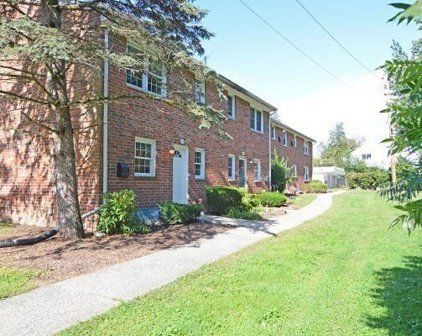 34 Hadley Village Unit 34, South Hadley