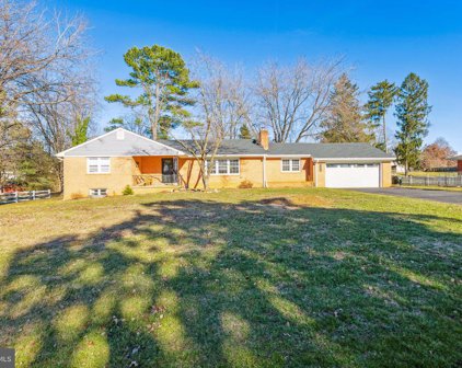 6326 Nordix Dr, Warrenton