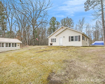 5729 N Bass Lake Road, Irons