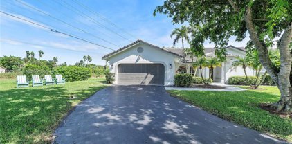 4647 Nw 98th Ln, Coral Springs