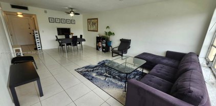 851 Ne 14th Ave Unit #420, Hallandale Beach