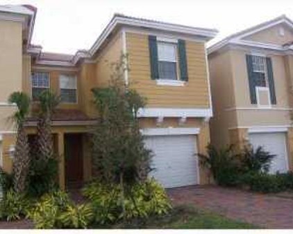 864 Pipers Cay Drive, West Palm Beach