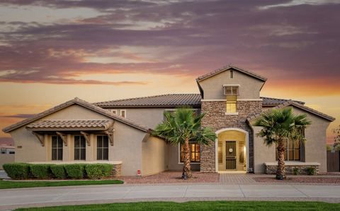 Why Some Homes Sell Quickly in Surprise, AZ&mdash;and Others Sit