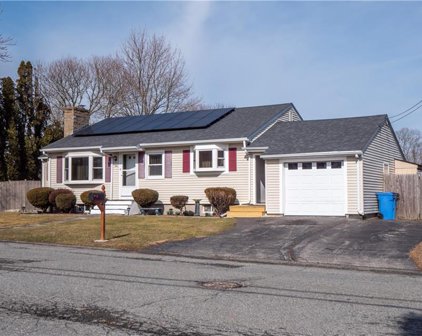 9 Roy  Avenue, Middletown