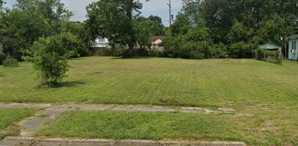 2650 Houston Street, Beaumont