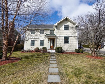 418 Lincoln  Parkway, Buffalo City-140200