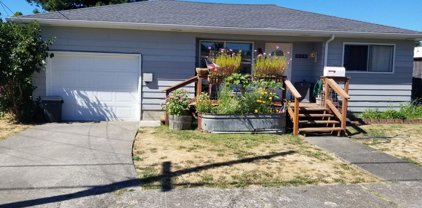 1327 MARYLAND AVE, Myrtle Point