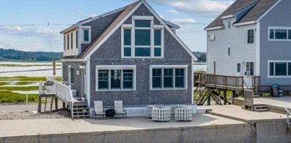 288 Central Ave, Scituate