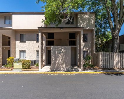 7505 Pitch Pine Circle Unit 122, Tampa