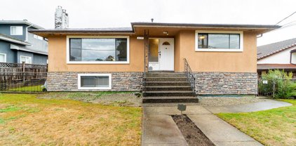 6150 Napier Street, Burnaby