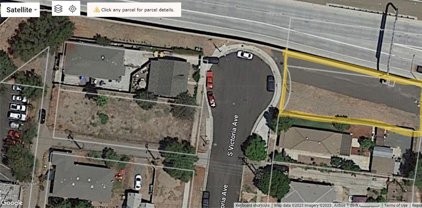 207 S Victoria Avenue, Corona