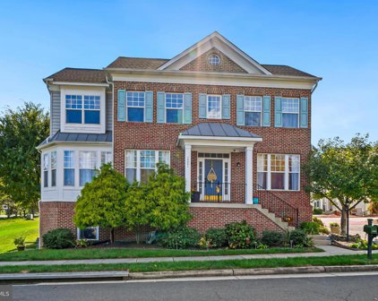 10001 Orland Stone Dr, Bristow