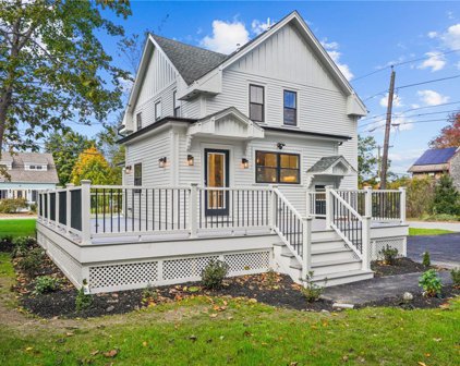 75 Sowams Road, Barrington