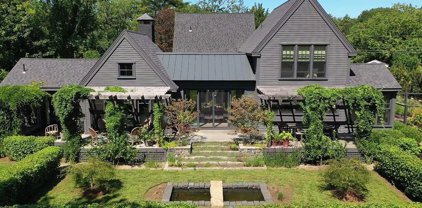 22 Pine Island Rd, Mattapoisett