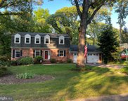 208 Grosvenor Ln, Severna Park image