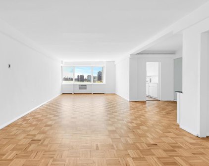 45 Sutton S Place Unit 15M, New York