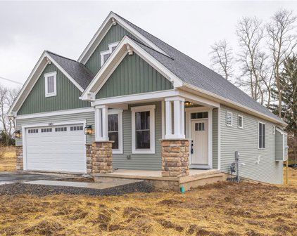 6401 Channing  Court, Victor-324889