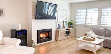 33 Seabird Court Unit 6, Newport Beach