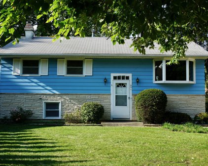 691 Crescent Terrace, Wauconda