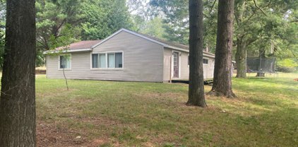 2348 N Lakeshore Drive, Ludington
