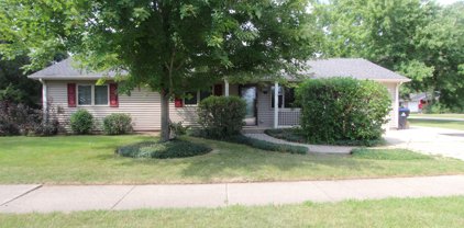 5002 Claire Street, Crystal Lake