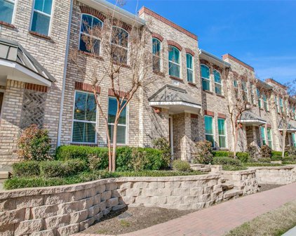308 Lily Lane, Lewisville