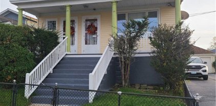 57 Maplewood Avenue 59, Cranston