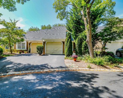 23 ETON COURT, Bedminster Twp.