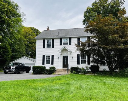 608 Center Street, Ludlow