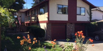 907 NW 52ND Street, Seattle