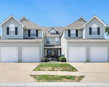 2128 SW Rambling Vine Road, Lee's Summit